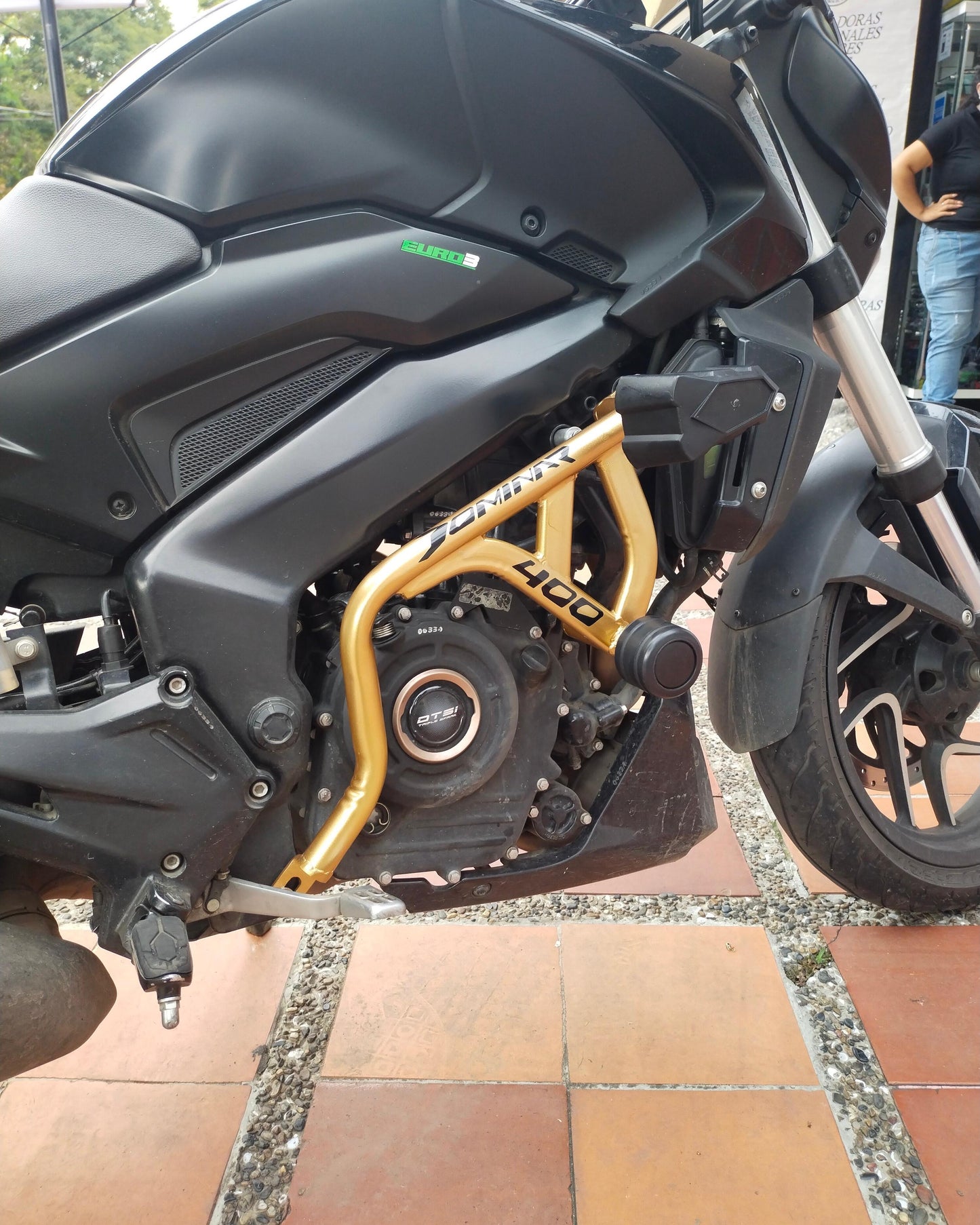 DEFENSA STUNT DOMINAR 400