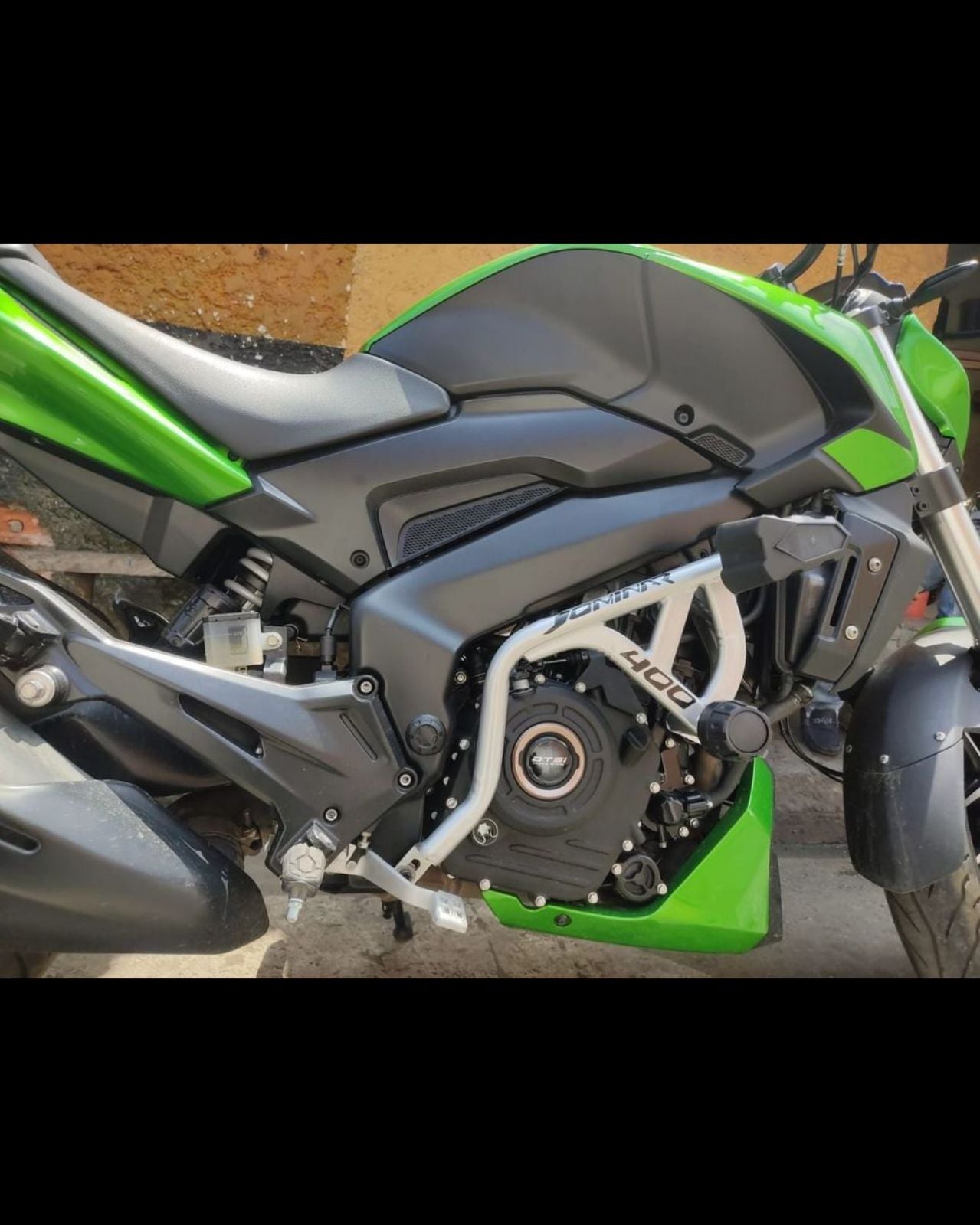 DEFENSA STUNT DOMINAR 400