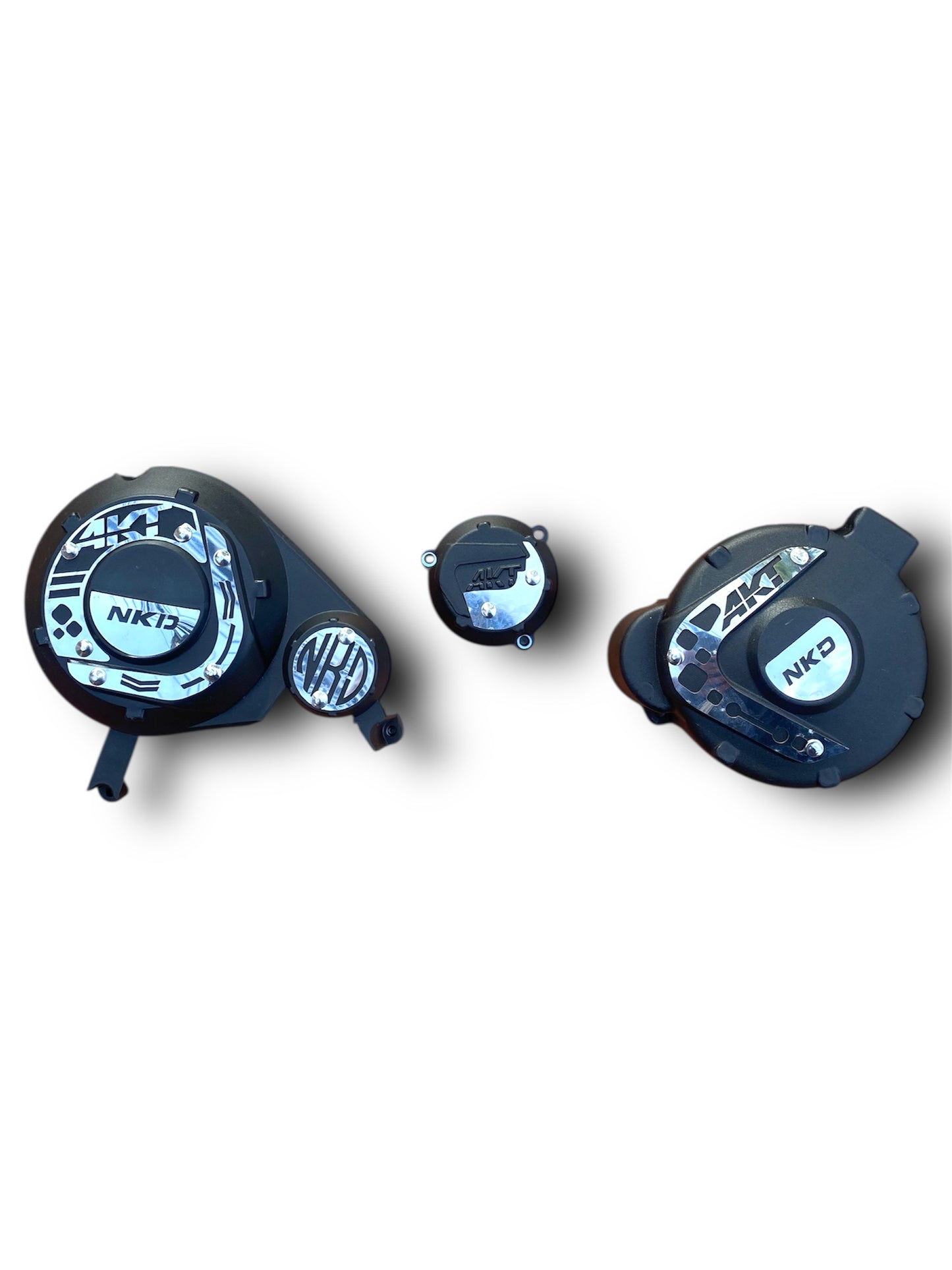 PROTECTOR TAPA CLUTCH Y VOLANTE NKD CON PLATINA EN ACERO