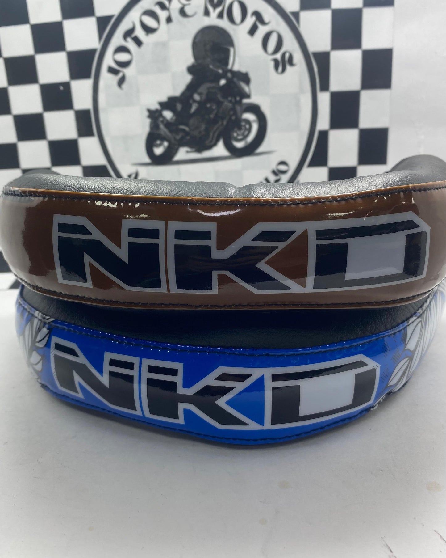 PUFF TRASERO NKD SURTIDO