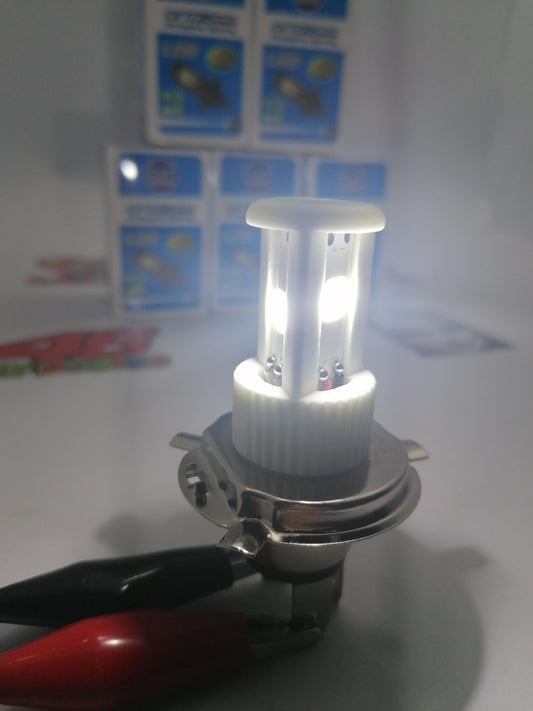 BOMBILLO LED H4 3 CARAS 2.200 LUMENS BLANCO