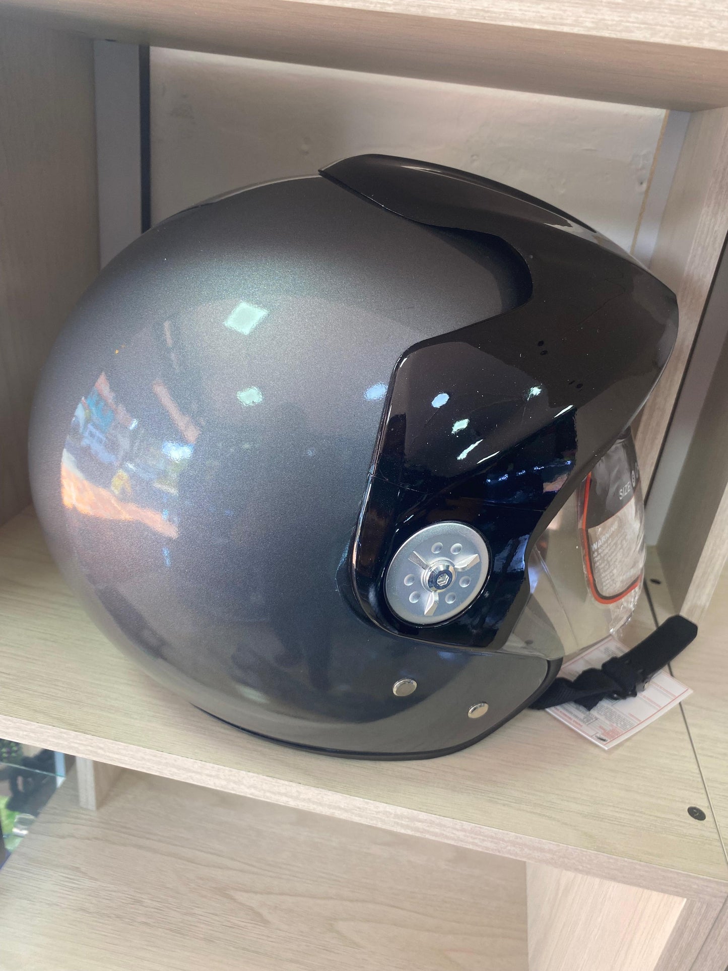 CASCO TATTO SK8 GRIS BRILLANTE TALLA XL