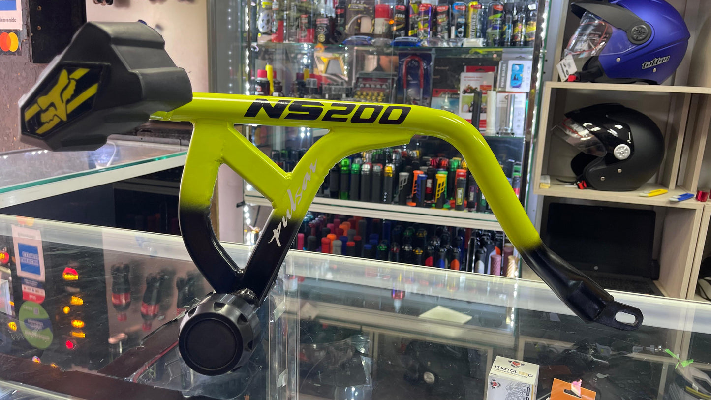 DEFENSA STUNT NS200 DOBLE COLOR