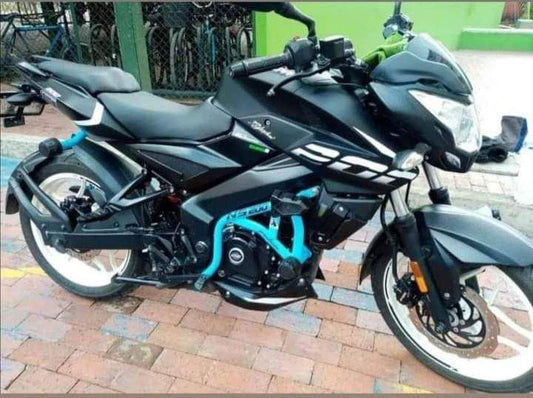 DEFENSA STUNT NS200 DOBLE COLOR
